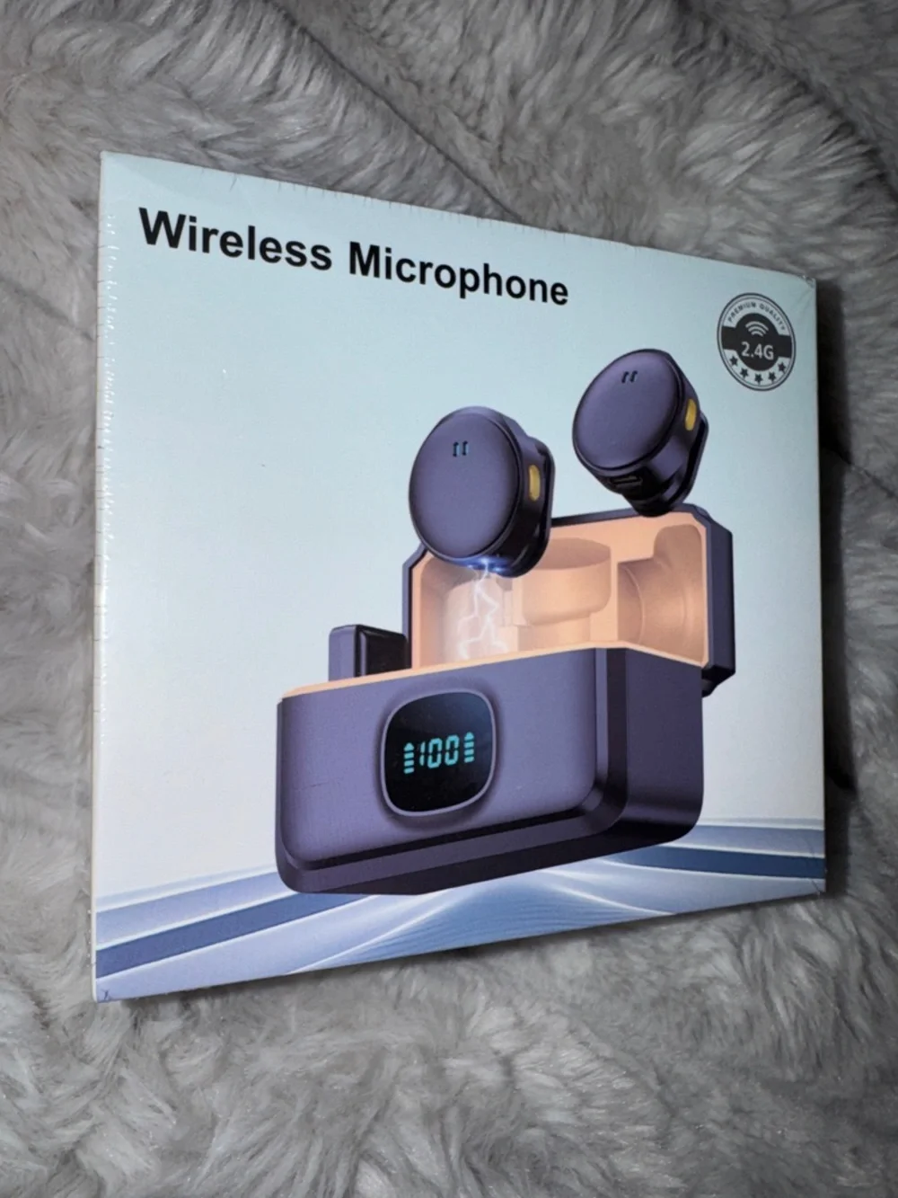 Wireless Microphone with Charging Case